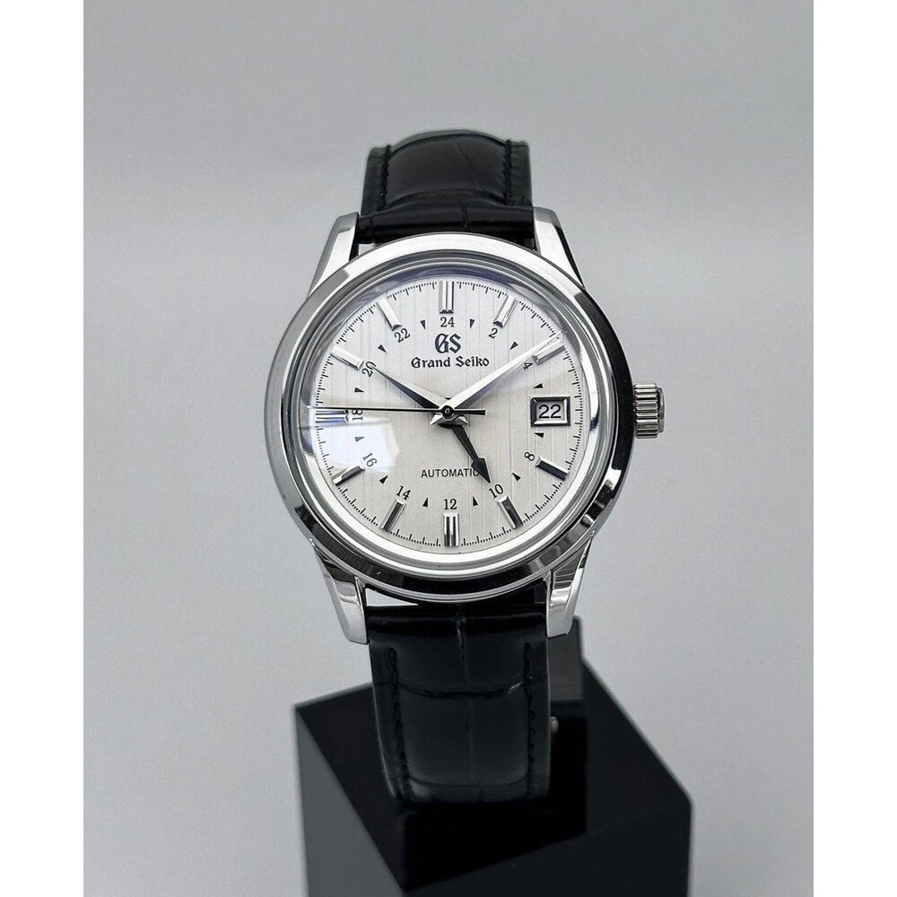 Custom Grand Seiko Mod • GS SBGJ271 “Yuki Gesho” (Snow Covered Scenery) GMT • 39mm